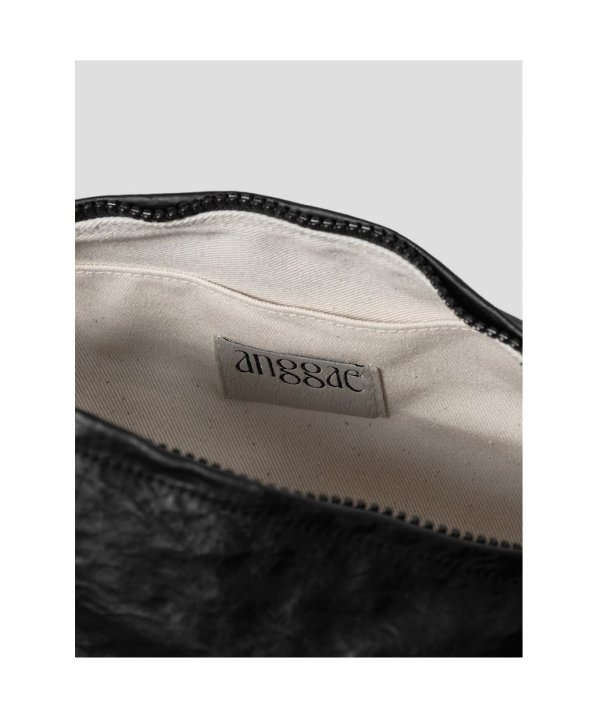앙개(ANGGAE) Big Boxer Bag  Black