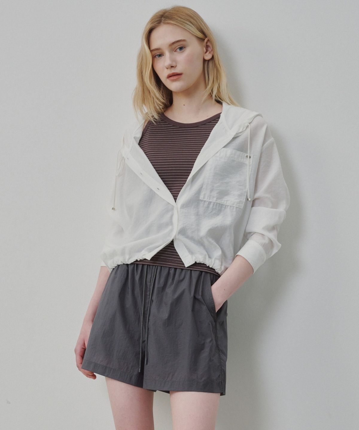 올리브 데 올리브(OLIVE DES OLIVE) 밑단 스트링 후드 셔츠형 점퍼 OW6MM4560