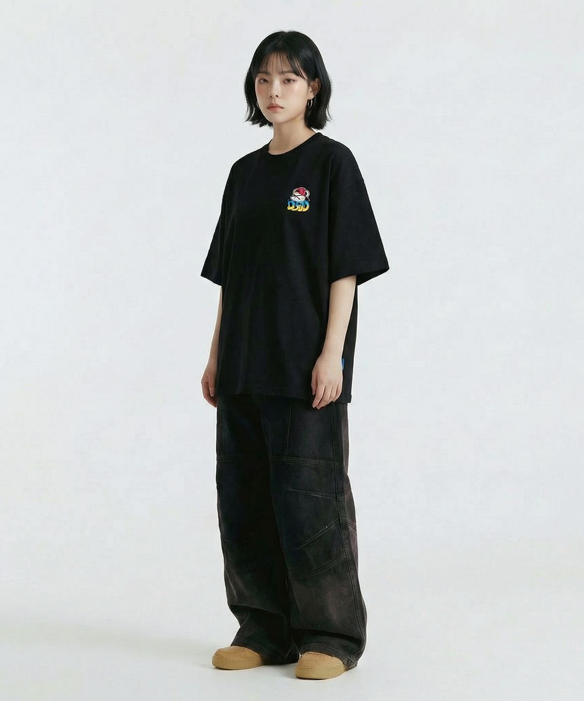 더블제이디(DOUBLE JD) 스프레이 베어 반팔티