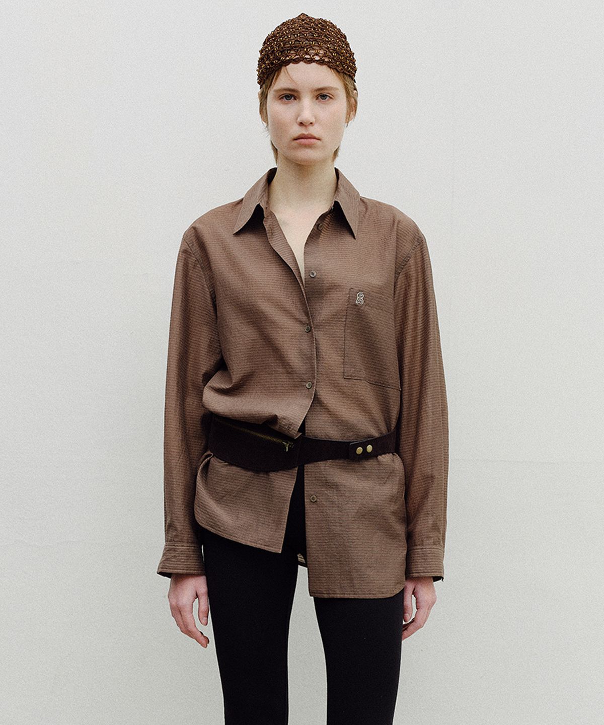 엔오르(EN OR) STRIPE SHEER TENCEL SHIRT - BROWN