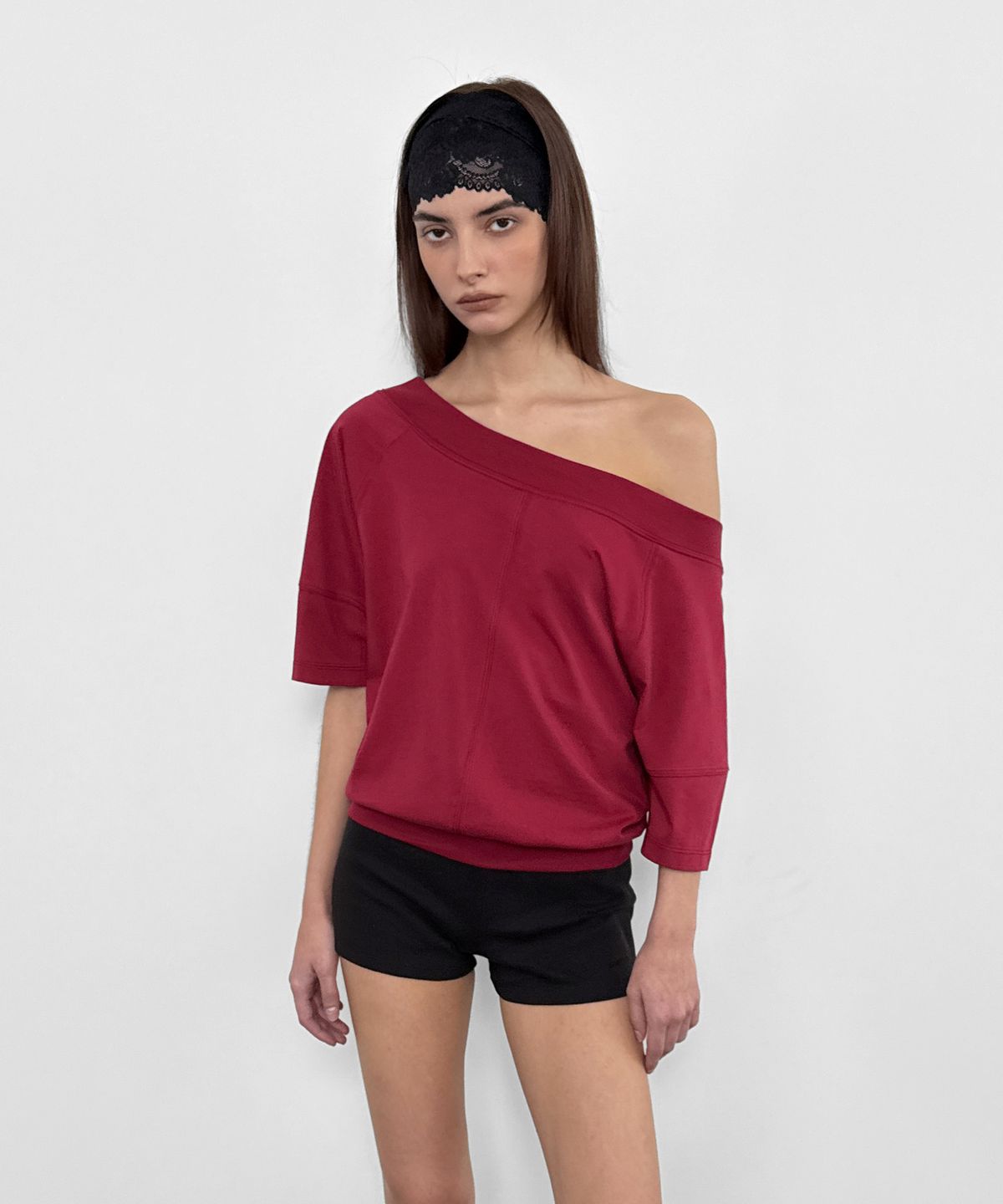 샌드릭(SANDRIC) Multi-Neck Tee_Wine