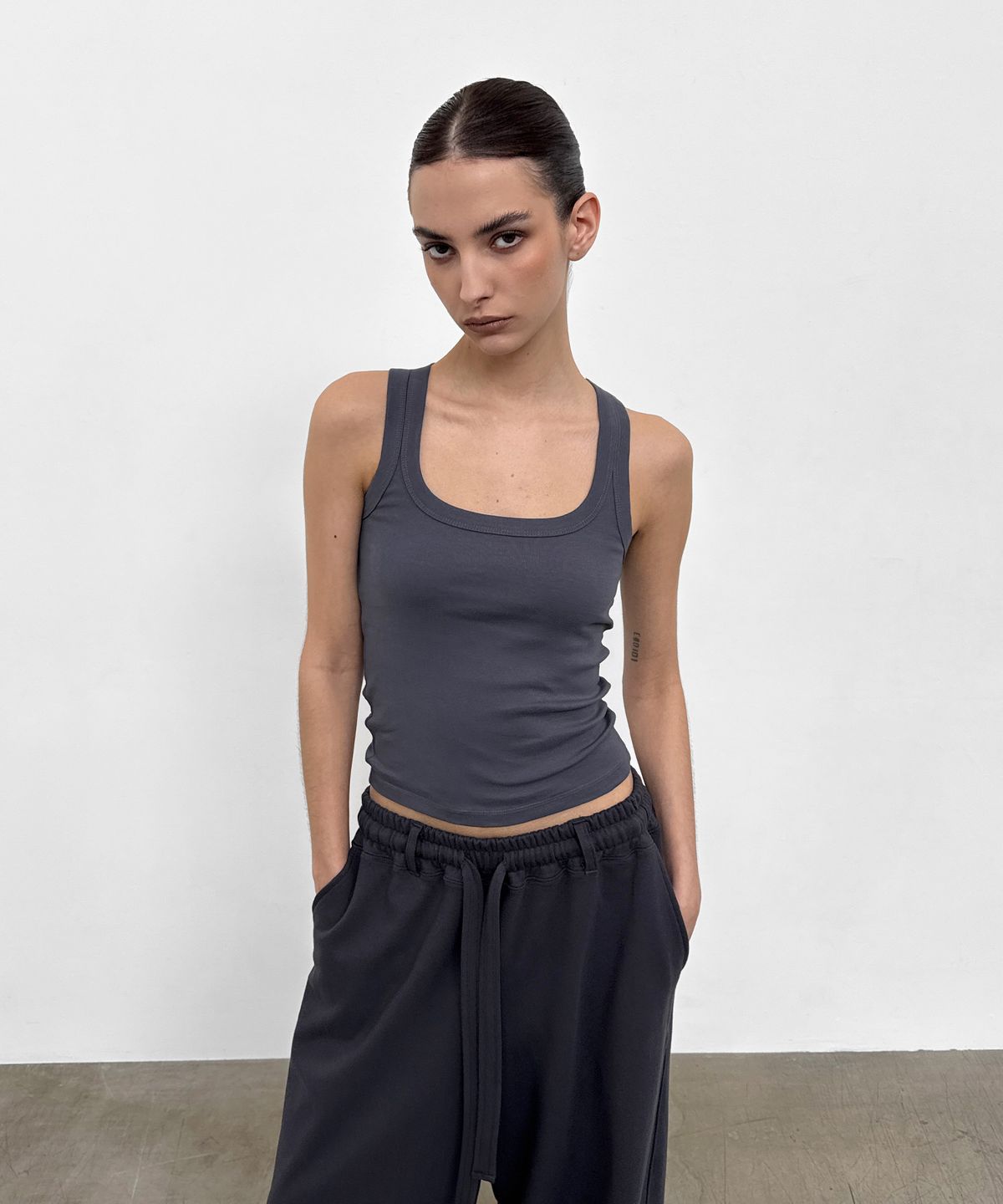 샌드릭(SANDRIC) LINE.01 tank top_4color