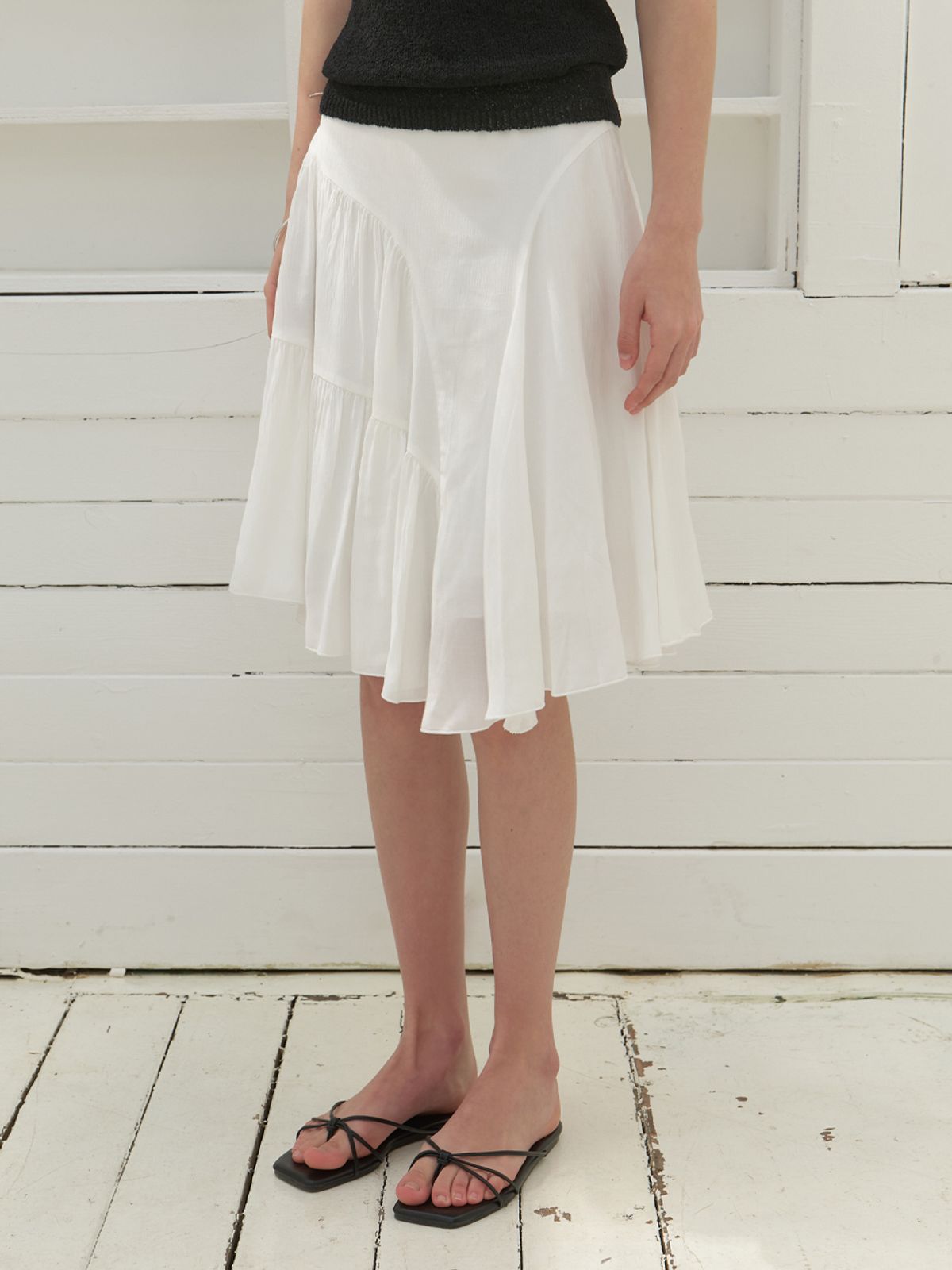 리엘(RE L) Ena chiffon shirring skirt (white)