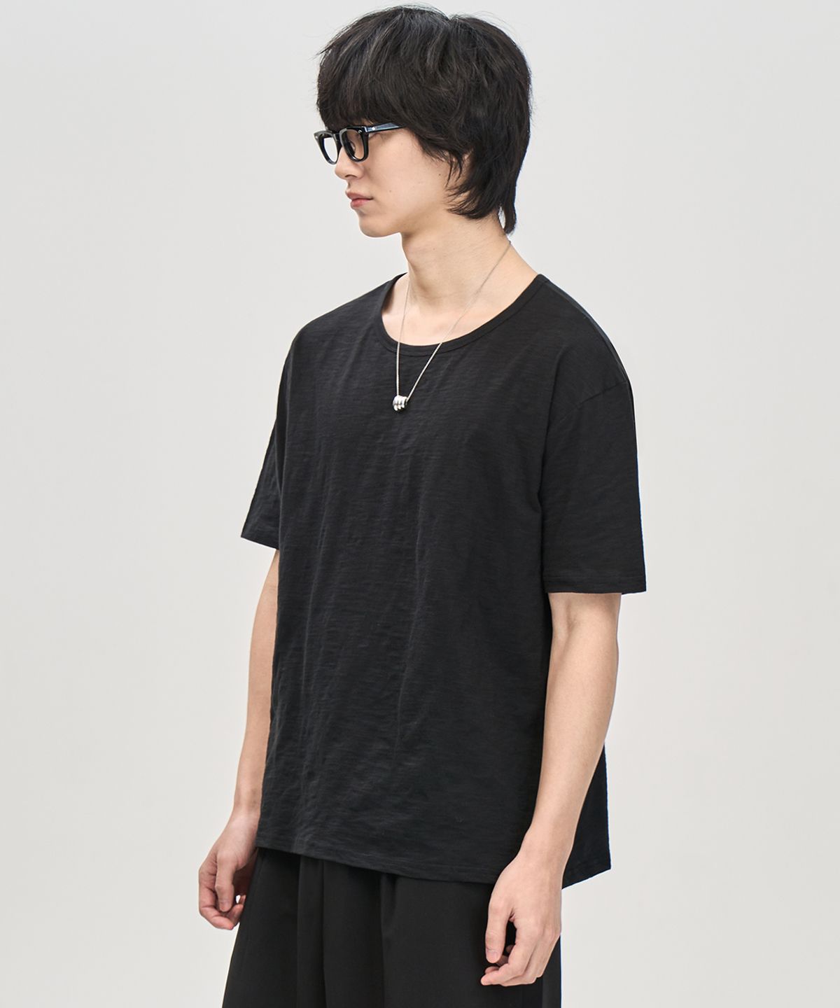 프레리(PRAIRIE) U넥 슬라브 반팔 티셔츠 (BLACK)
