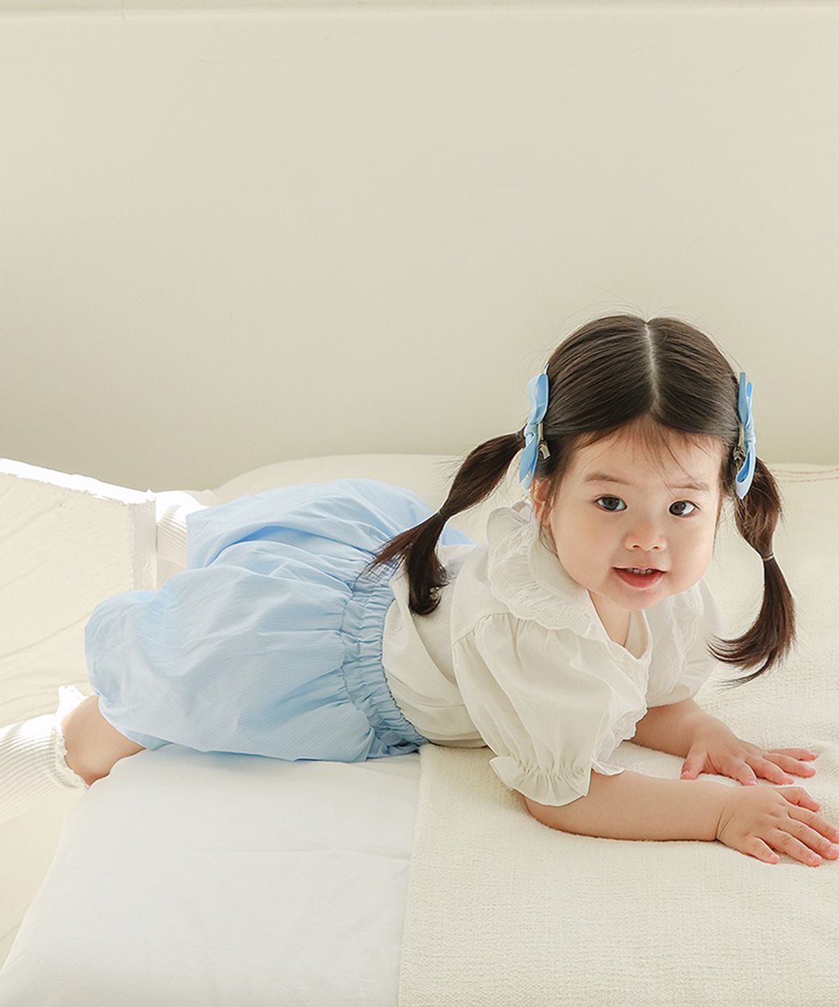 아림클로젯(ARIMCLOSET) 맑은 하늘 닮은 퐁실한 벌룬팬츠라죠 - 아기 치마바지