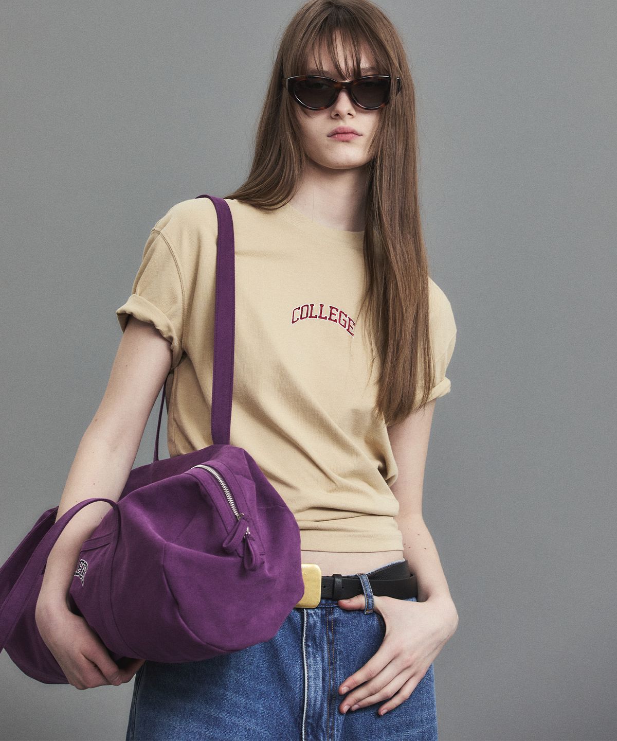 노앙(NOHANT) COLLEGE LOGO T-SHIRT BEIGE