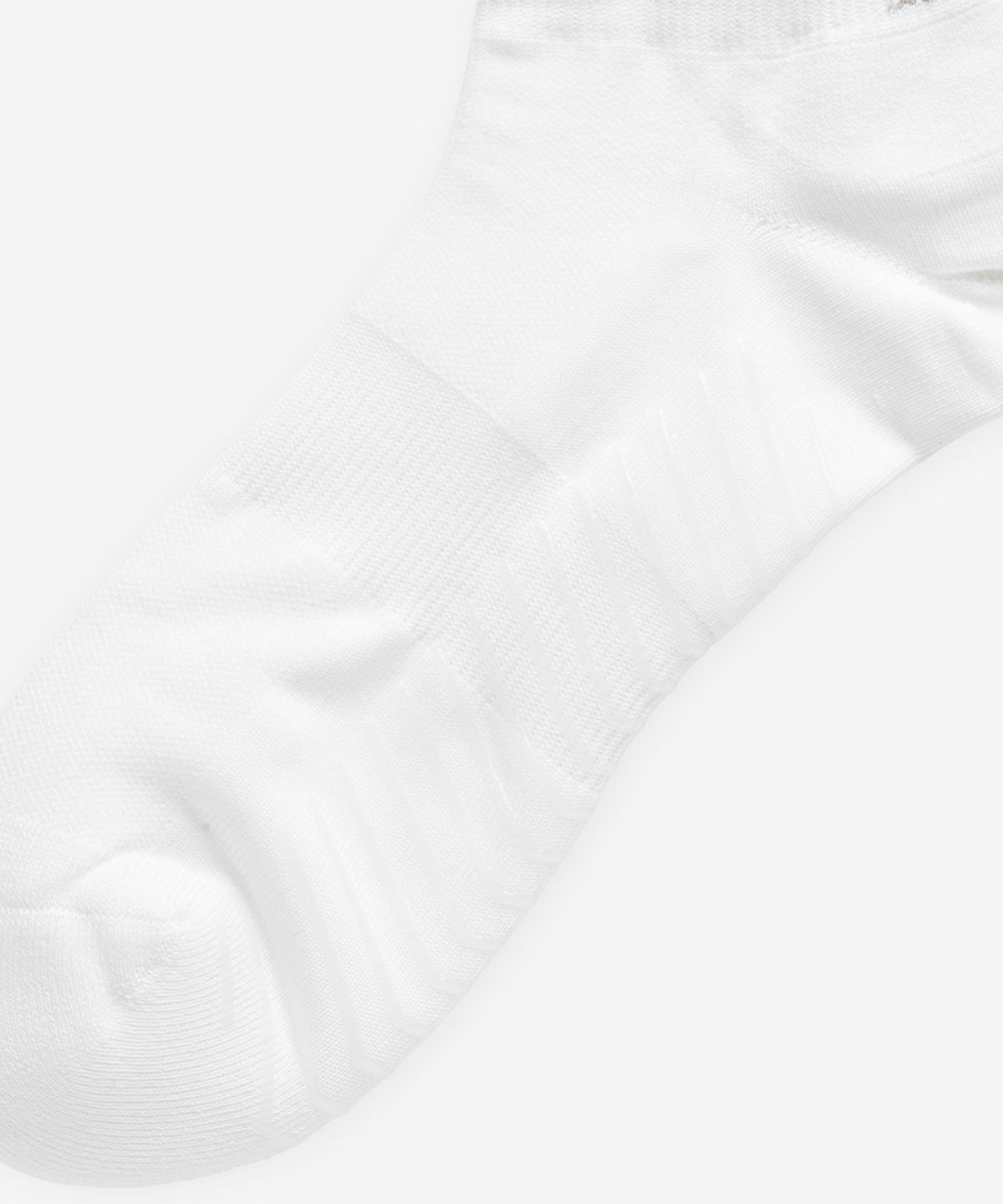 뉴발란스(NEW BALANCE) NBGEG25205 / PF 드라이쿨 논슬립 러닝 단목양말 (3PACK) (WHITE)