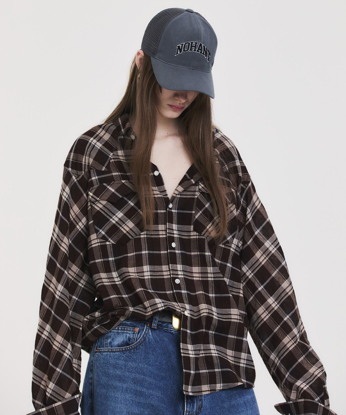 노앙(NOHANT) ARCH LOGO TRUCKER CAP GRAY