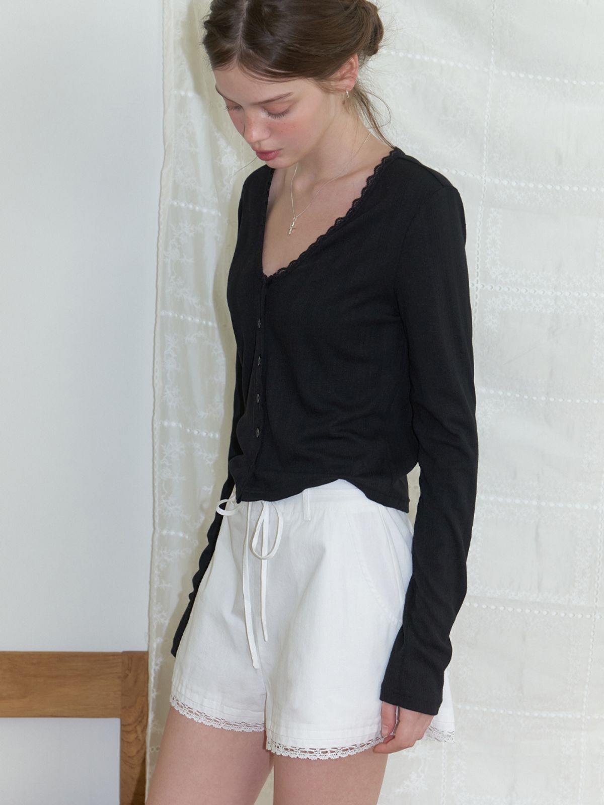 리엘(RE L) Rosanna v lace cardigan (black)