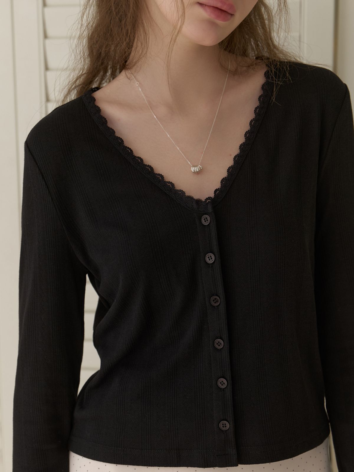리엘(RE L) Rosanna v lace cardigan (black)