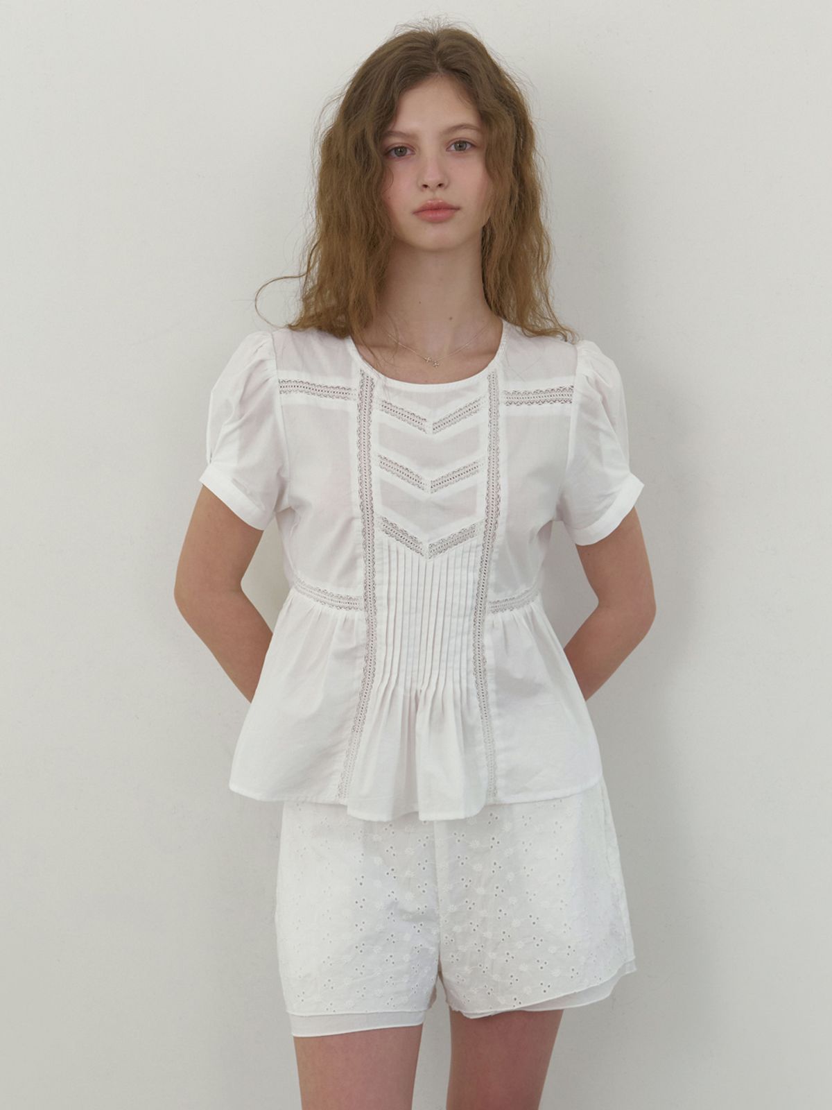 리엘(RE L) Joanne lace blouse (white)