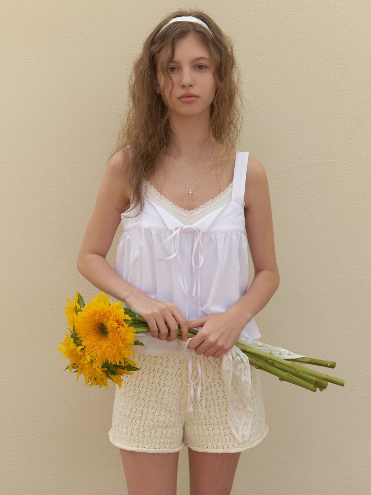 리엘(RE L) [2nd] Rati strap sleeveless blouse (white)