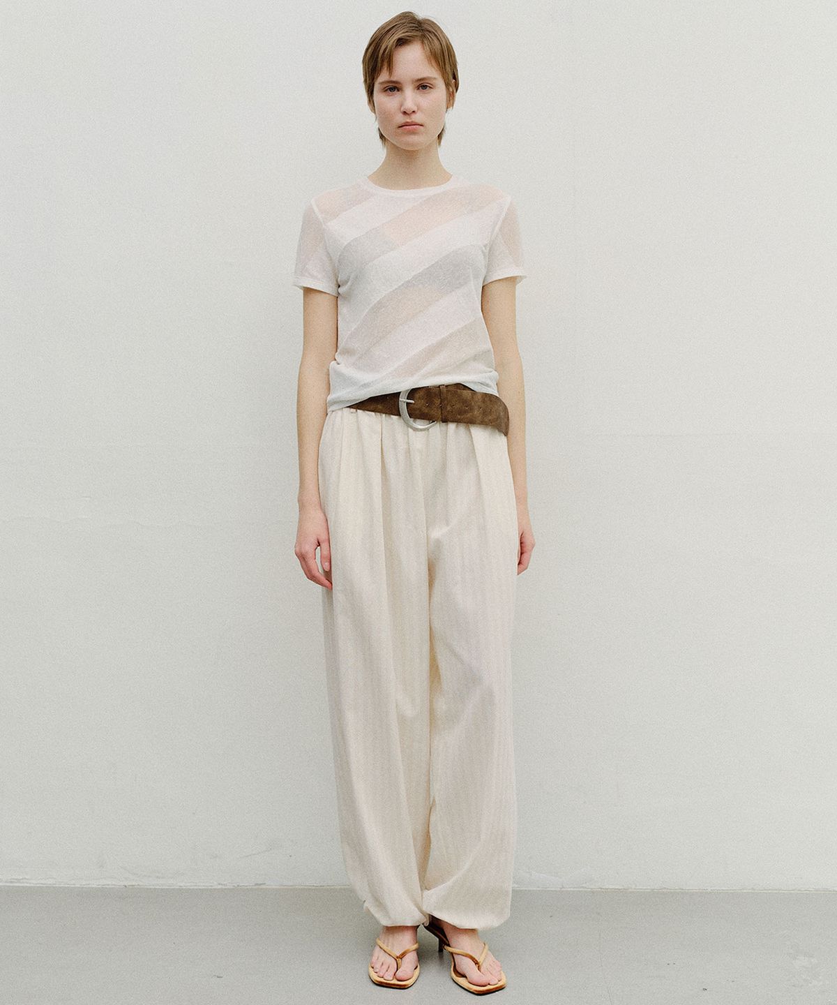 엔오르(EN OR) SHEER DIAGONAL STRIPE KNIT - CREAM