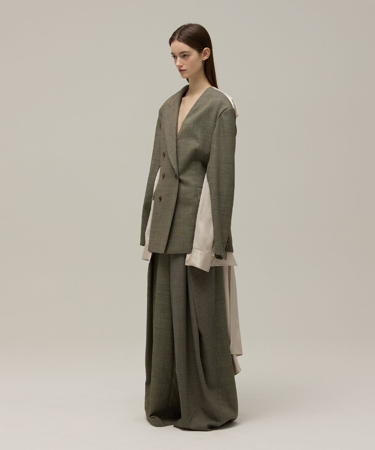 므아므(MMAM) Diagonal draped wrap slacks