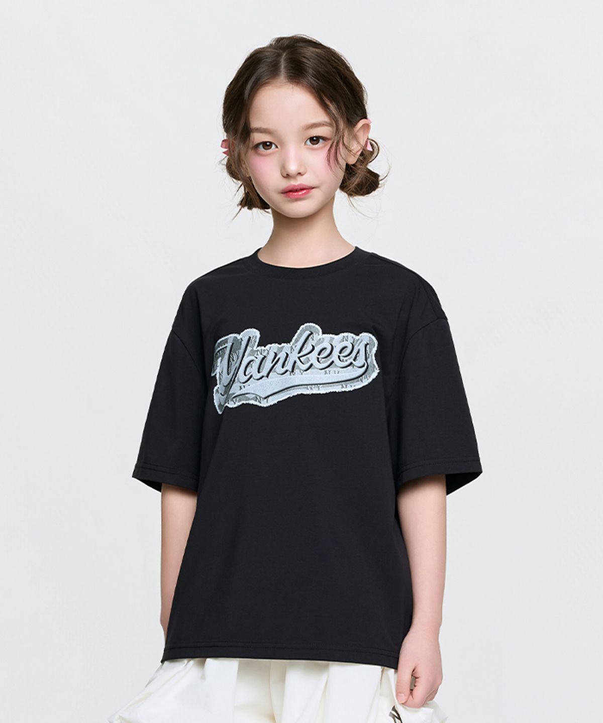 엠엘비 키즈(MLB KIDS) 스트릿 모노그램 데님 컬시브 티셔츠 NY (Black)