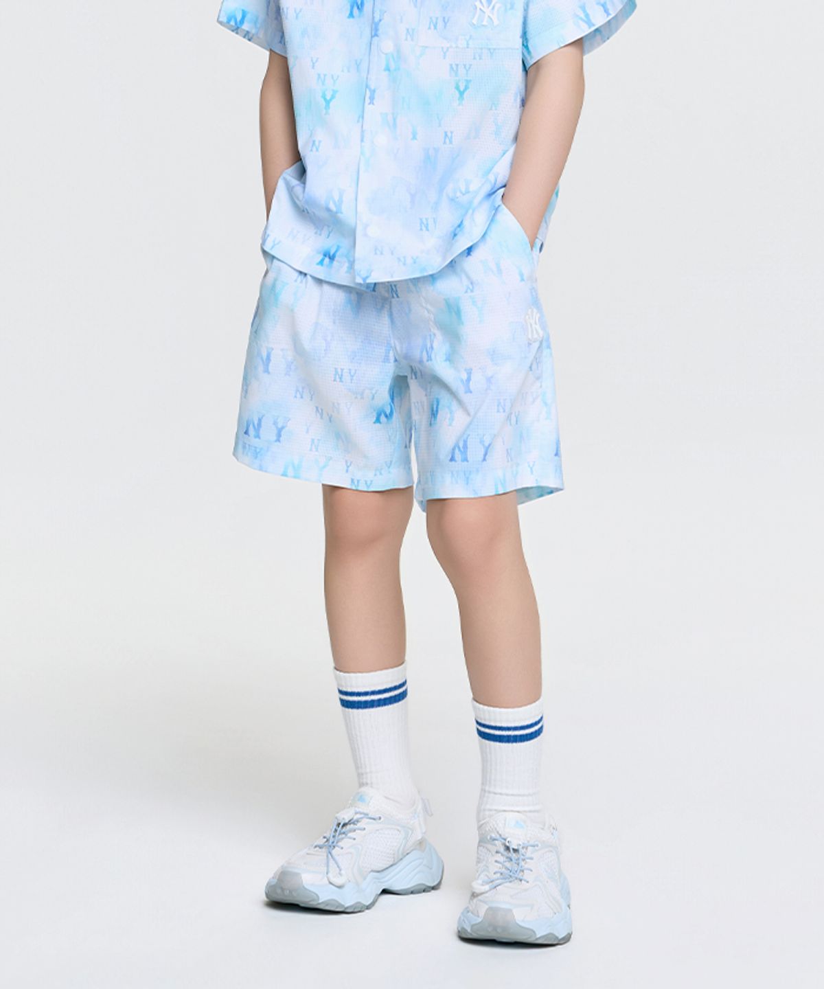 엠엘비 키즈(MLB KIDS) 스포티브 워터 모노그램 4부 팬츠 NY (L.Blue)