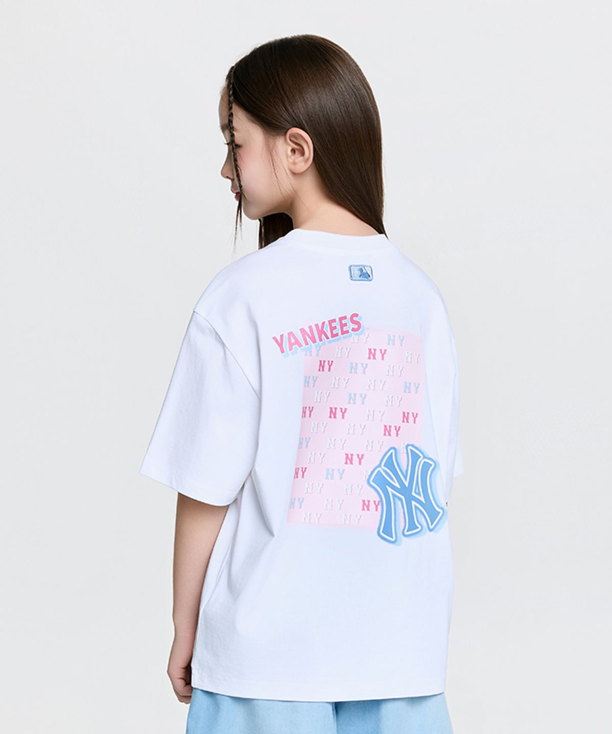 엠엘비 키즈(MLB KIDS) 스포티브 모노그램 사각 아트웍 티셔츠 NY (White)