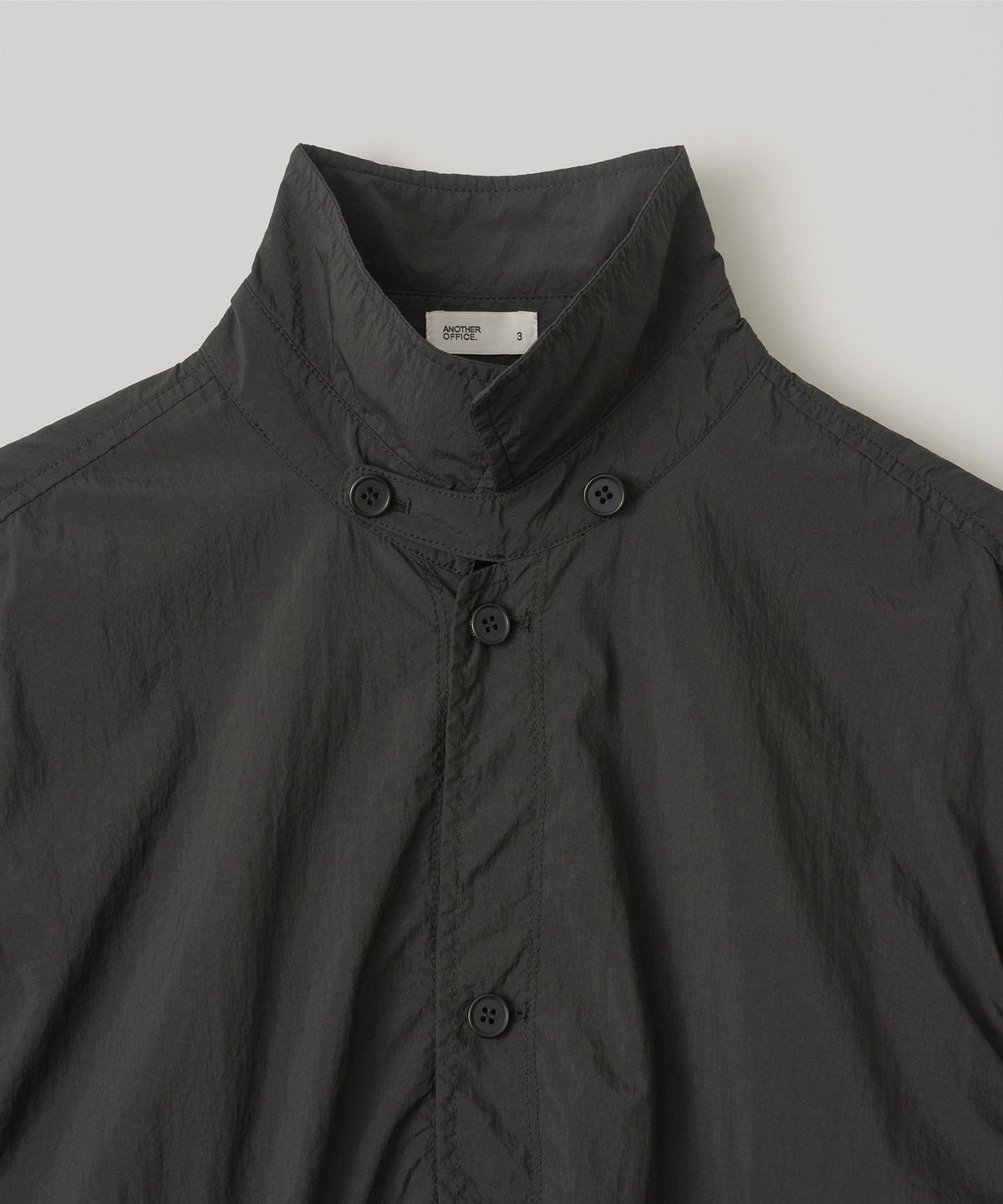 어나더 오피스(ANOTHER OFFICE) Flow Wind Jacket (Sumi)