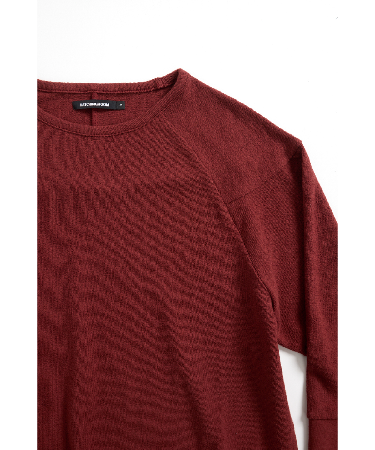 해칭룸(HATCHINGROOM) Incision Tee Dark Red