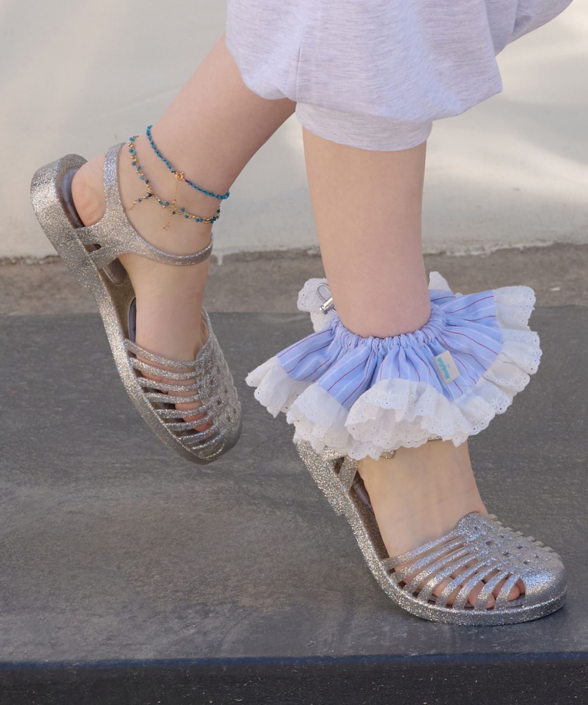 락피쉬웨더웨어(ROCKFISH WEATHERWEAR) GLAIR STRAPPY SANDALS(GLITTER) - 2 colors