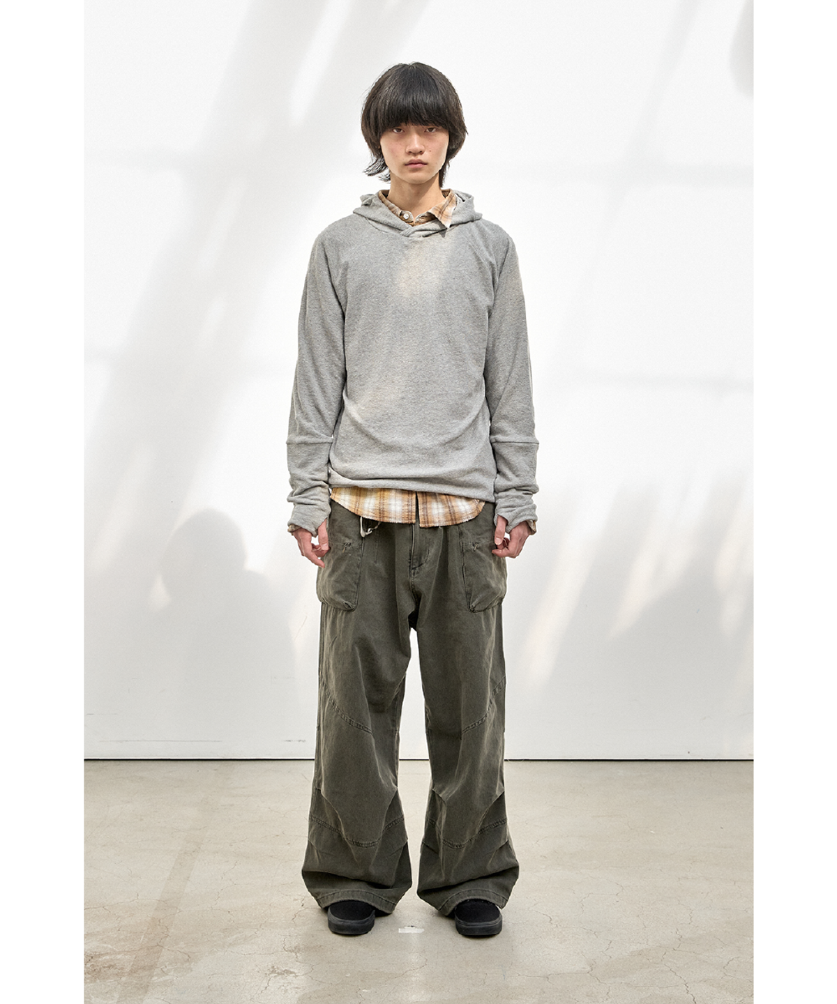 해칭룸(HATCHINGROOM) Layer Base Hoodie M.Grey