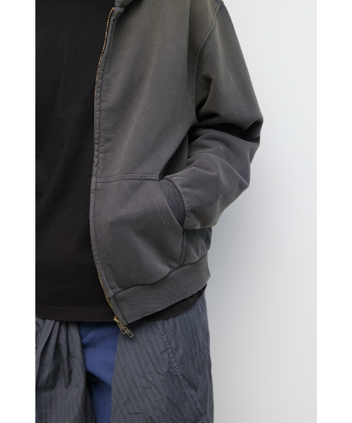 해칭룸(HATCHINGROOM) VTG Hoodie Bleached Charcoal