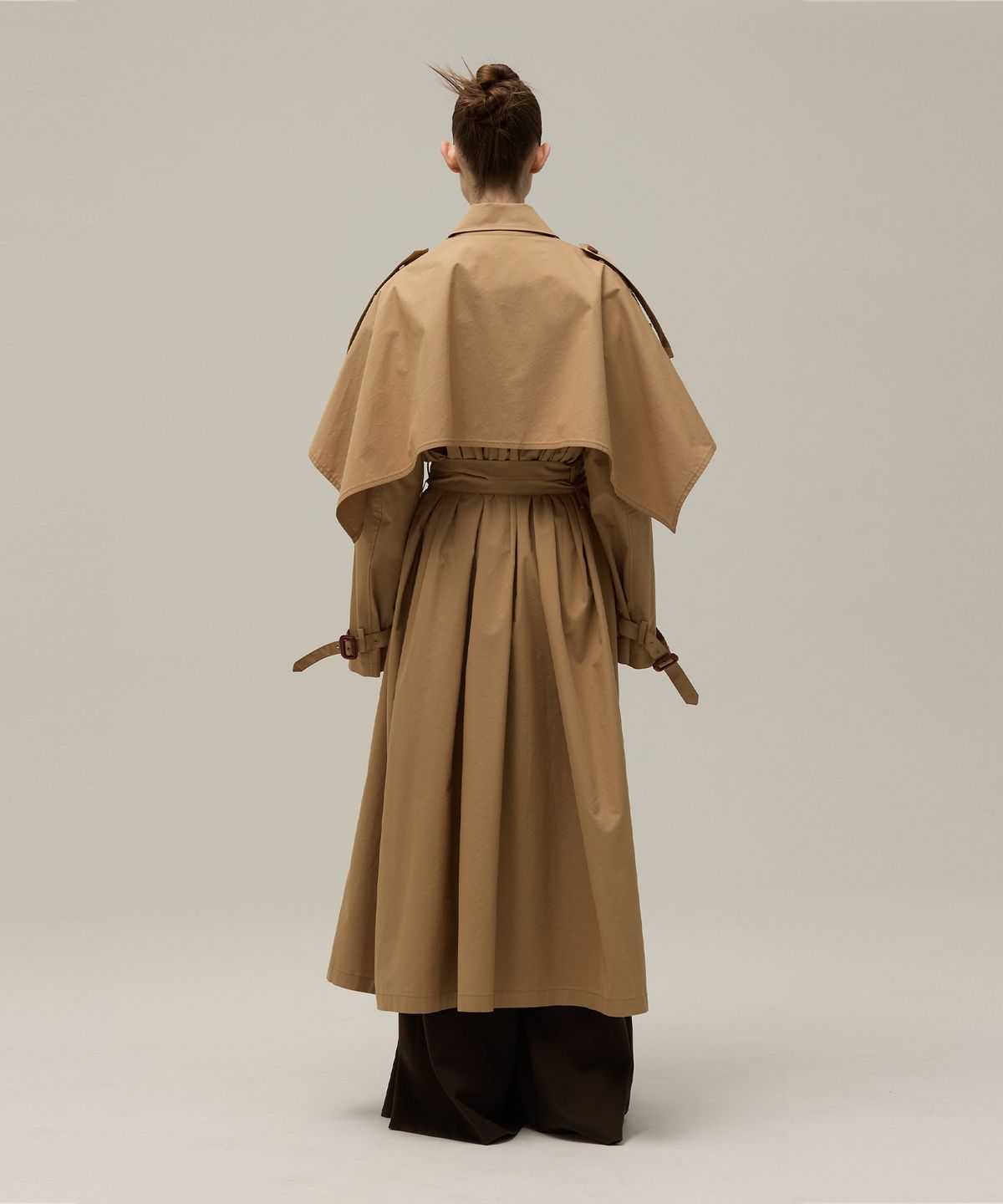 므아므(MMAM) Cape double trench coat