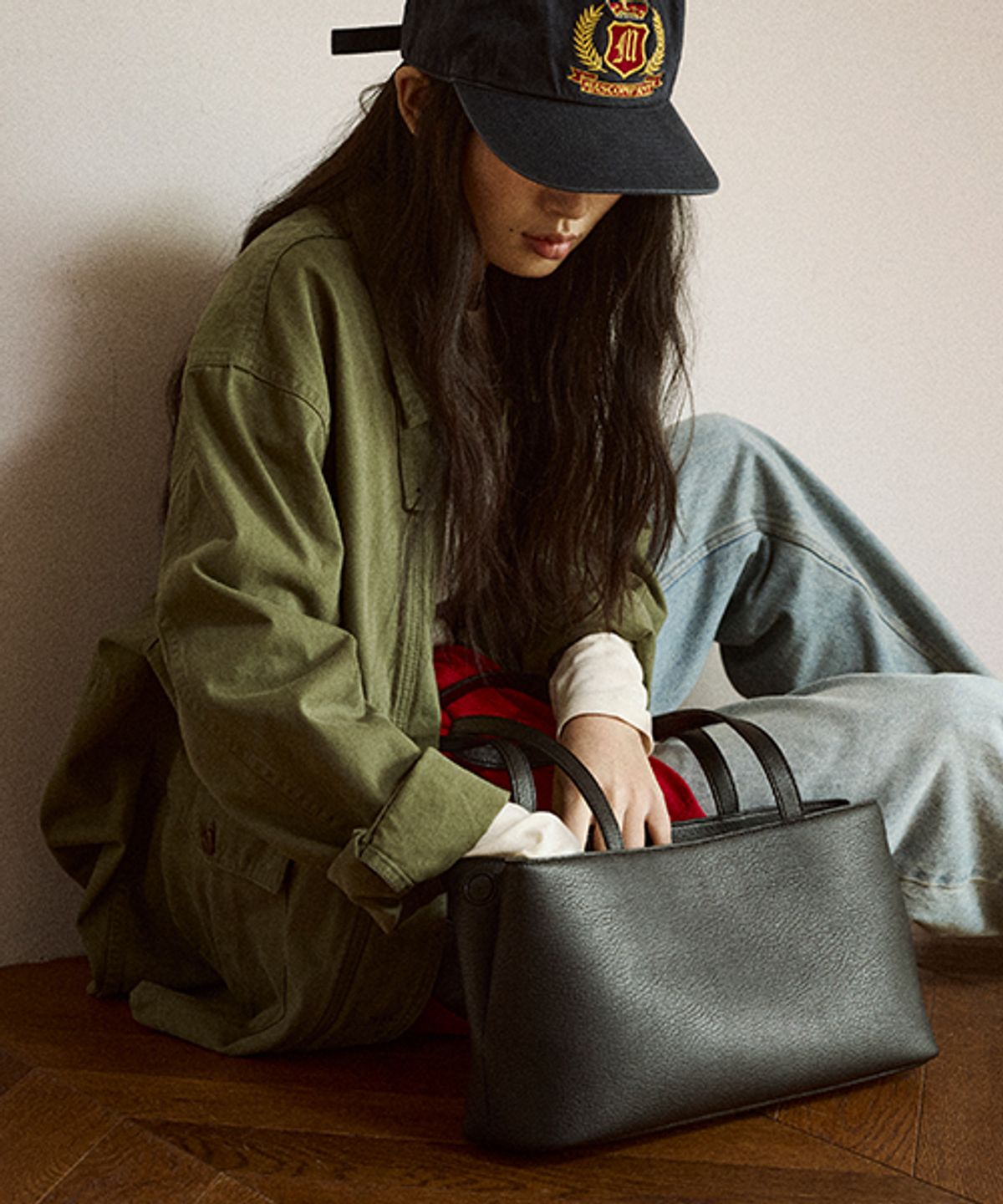 드메이커(DEMAKER) Woody long shoulder bag-black