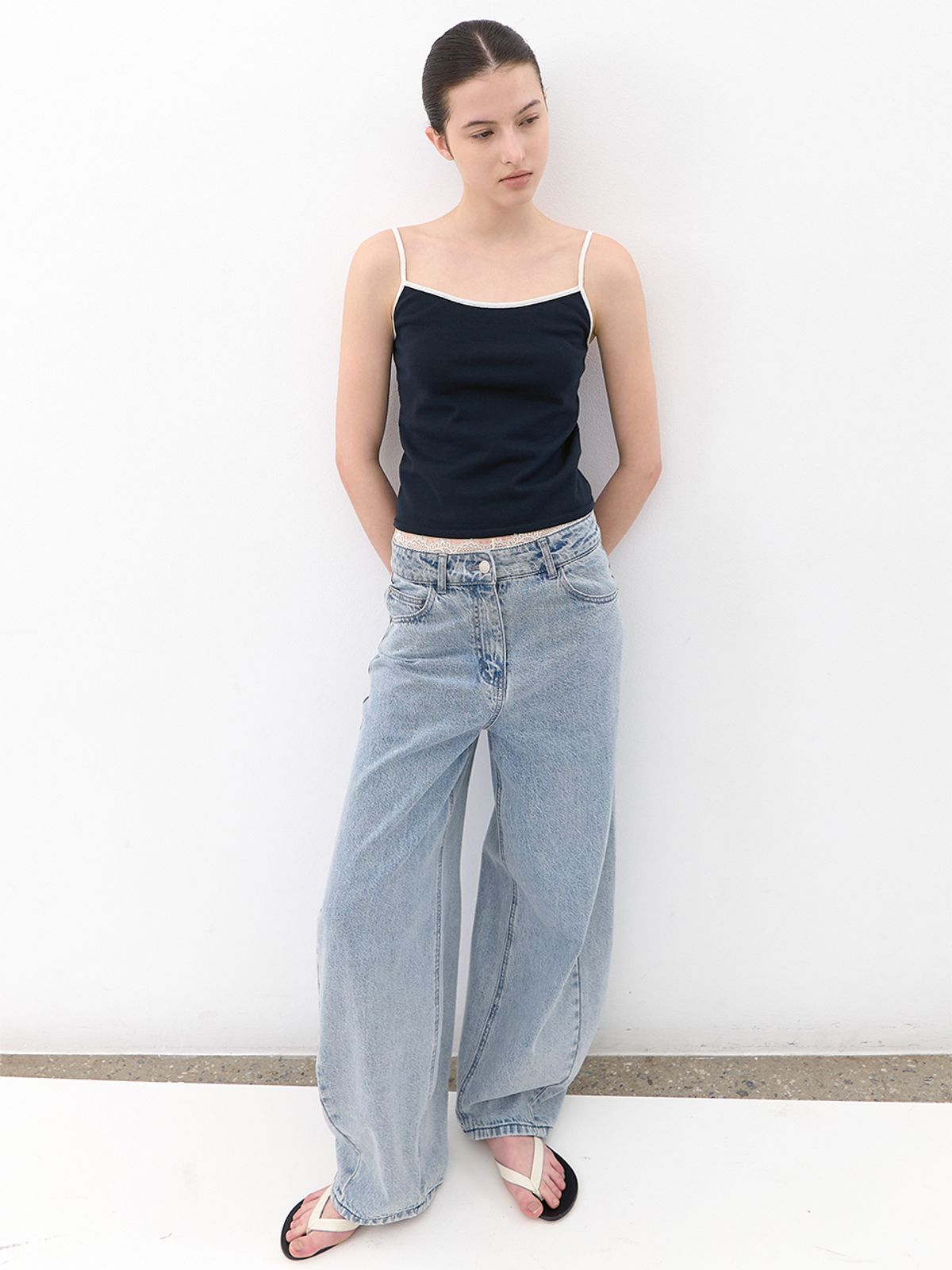 아틀리에 나인(ATELIER NAIN) COLOR POINT SLEEVELESS KNIT TOP (T-7261)