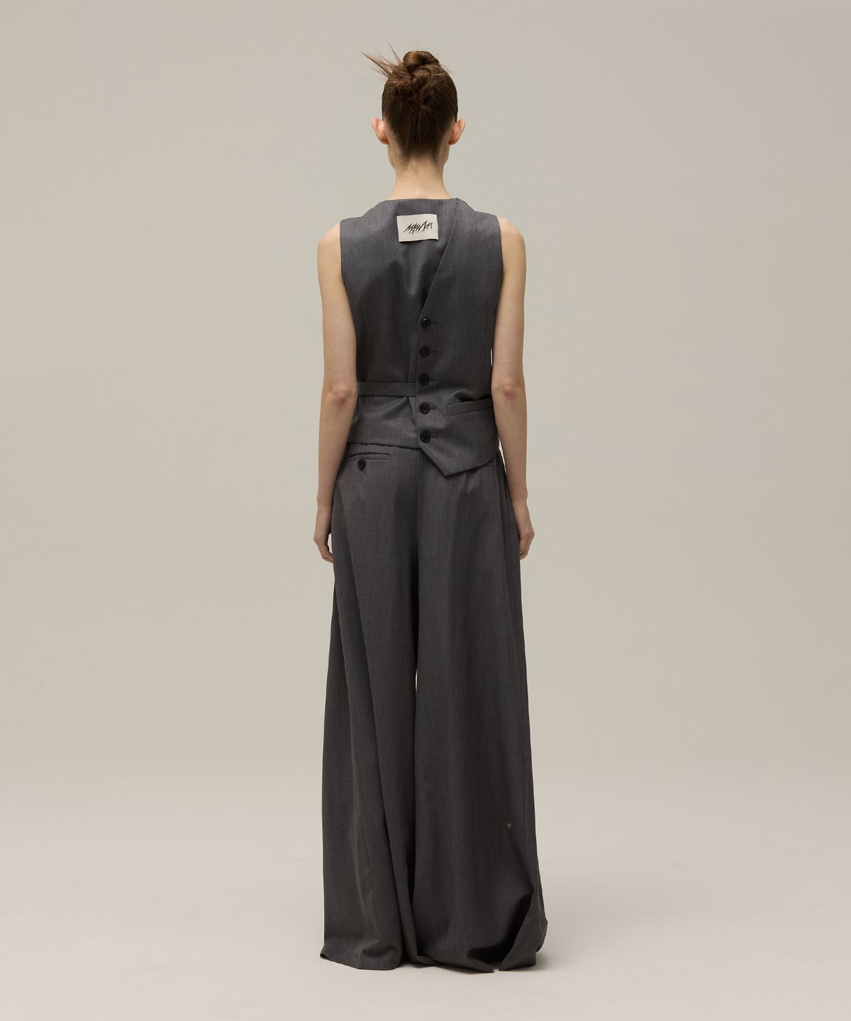 므아므(MMAM) Reverse side strap vest