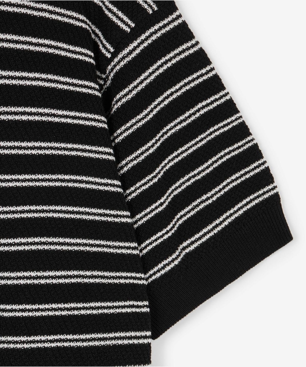 티엔지티(TNGT) Striped Polo Washable Knit (Black) TNSW6E202BK