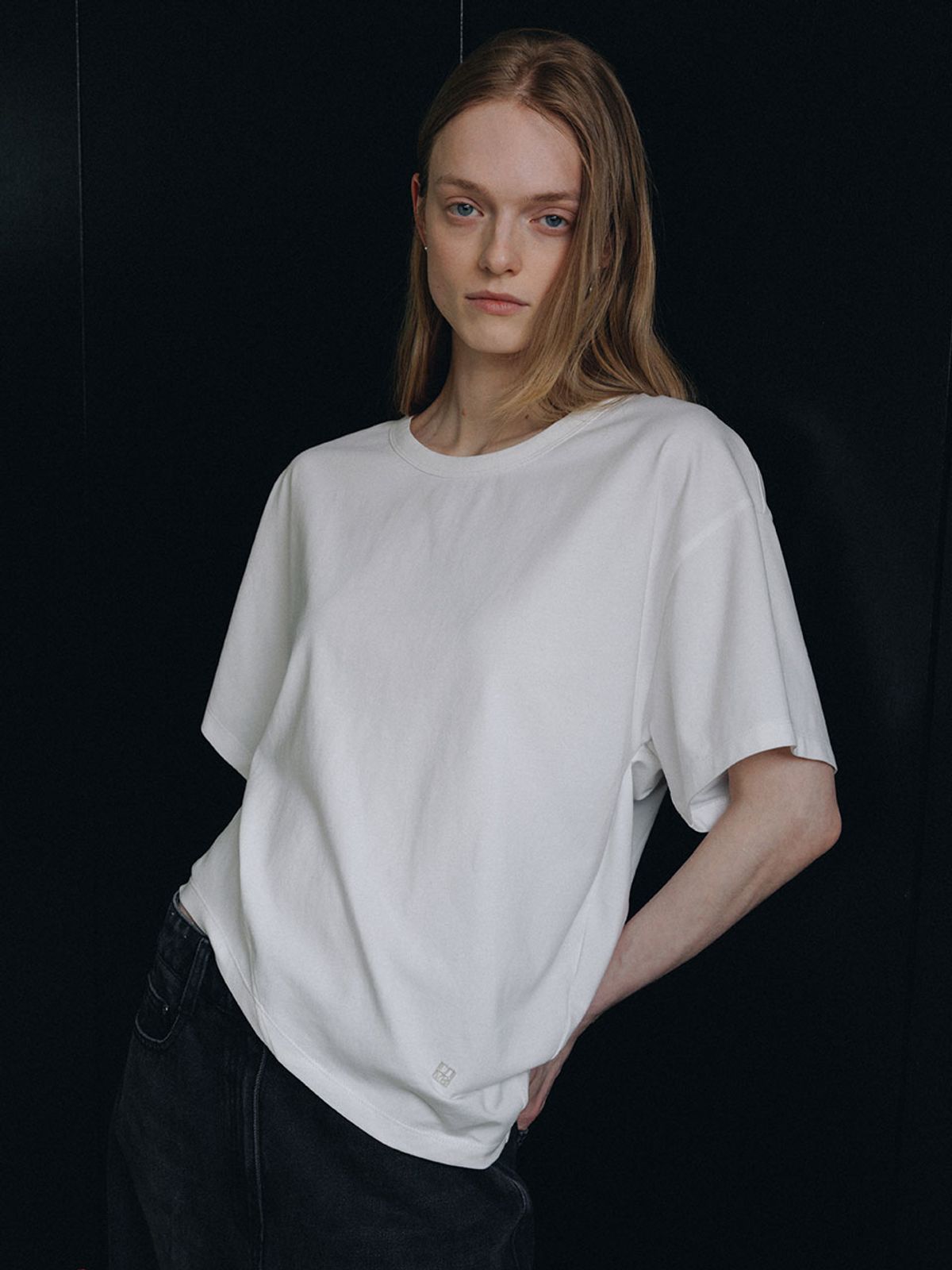 루에브르(LOEUVRE) Asymmetric Draped T-Shirt SW6ME761_2color