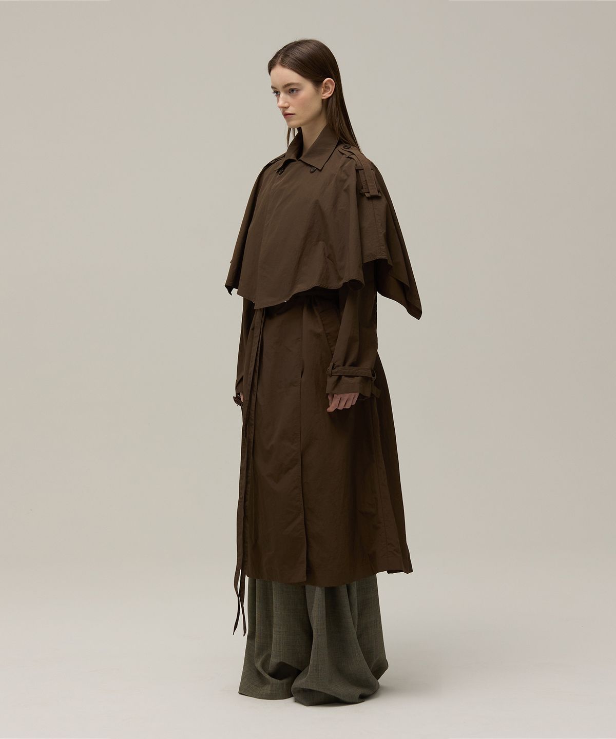 므아므(MMAM) Cape trench coat