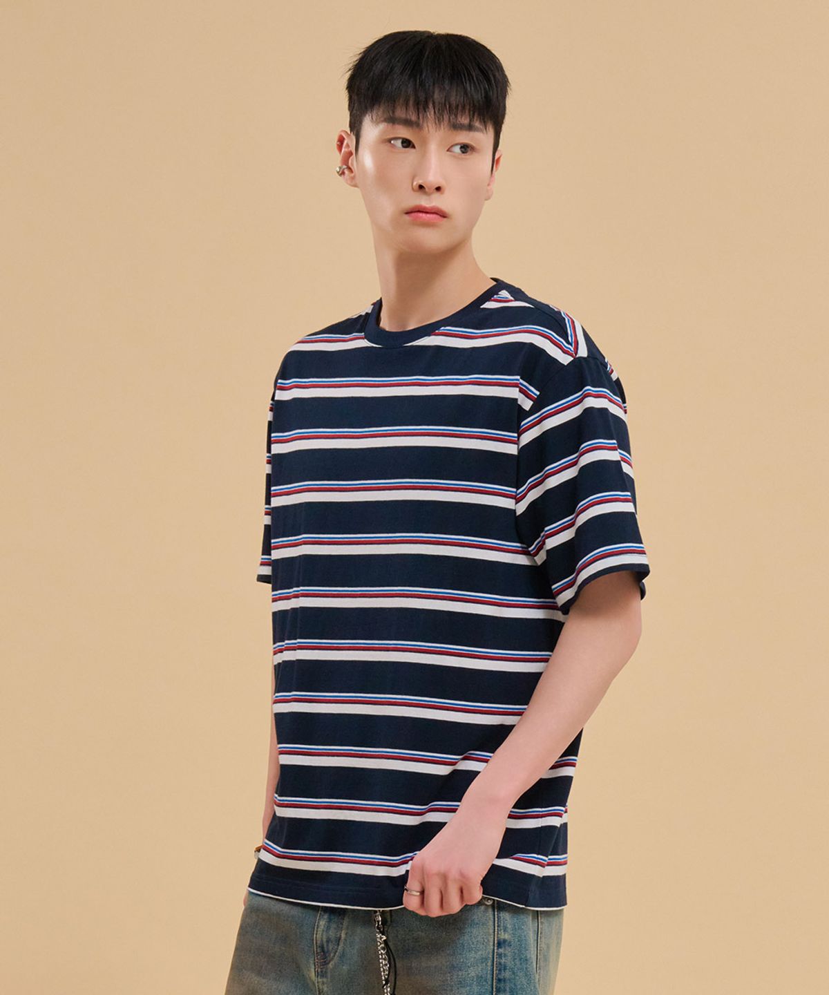 체이스컬트(CHASECULT) 공용 멀티 스트라이프 반팔 티셔츠-FBRU5819D04