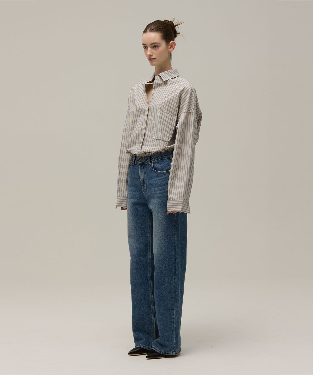 므아므(MMAM) Stripe pocket pin tuck over-fit shirt