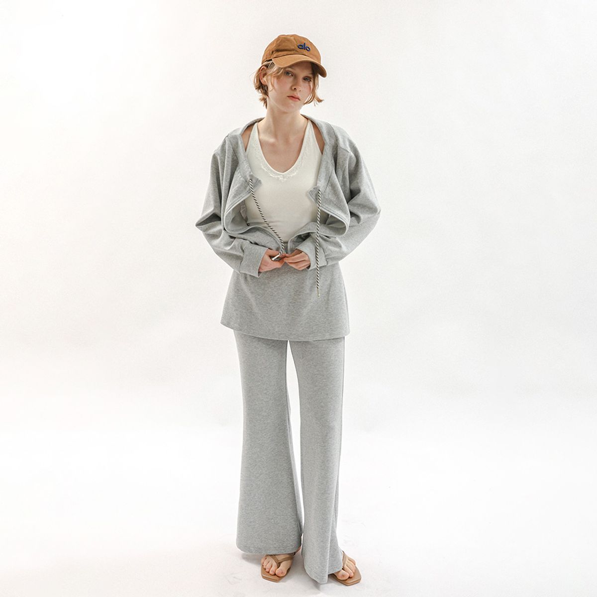 멜라니조이(MELANIE JOY) MJ_Casual hood two-piece set_GRAY