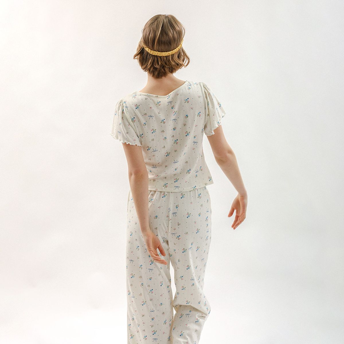 멜라니조이(MELANIE JOY) MJ_Lovely ribbon flower pajama two-piece set_2color