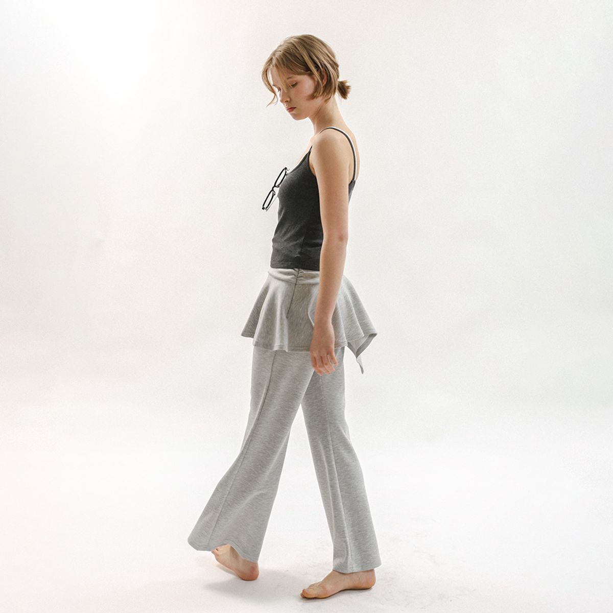 멜라니조이(MELANIE JOY) MJ_Layered waist peplum pants_2color