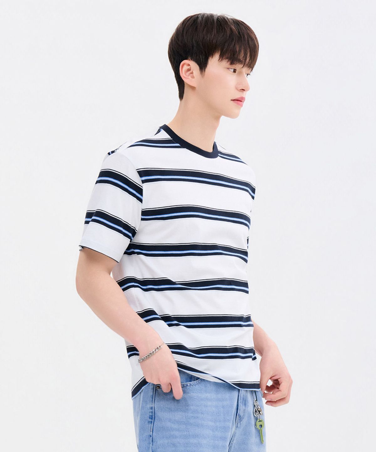 체이스컬트(CHASECULT) 공용 빅 멀티 스트라이프 반팔 티셔츠-FBRU5820D04