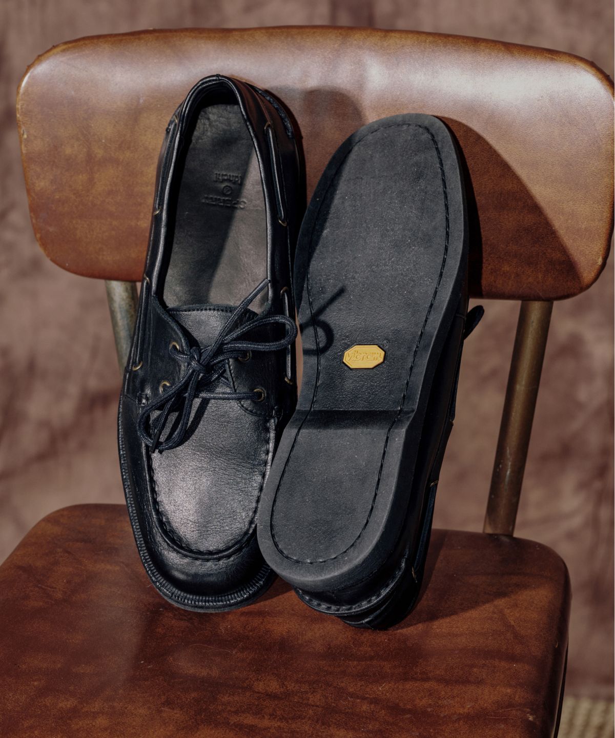 스페리(SPERRY) x킨치 2-EYE 보트슈즈_워싱블랙 [SPRF_0001]