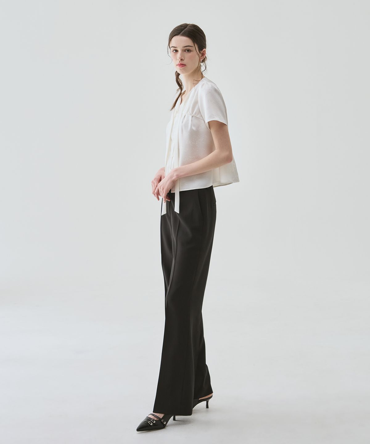 드로우핏 우먼(DRAWFIT WOMEN) 썸머 슬림 부츠컷 슬랙스 [BEIGE]