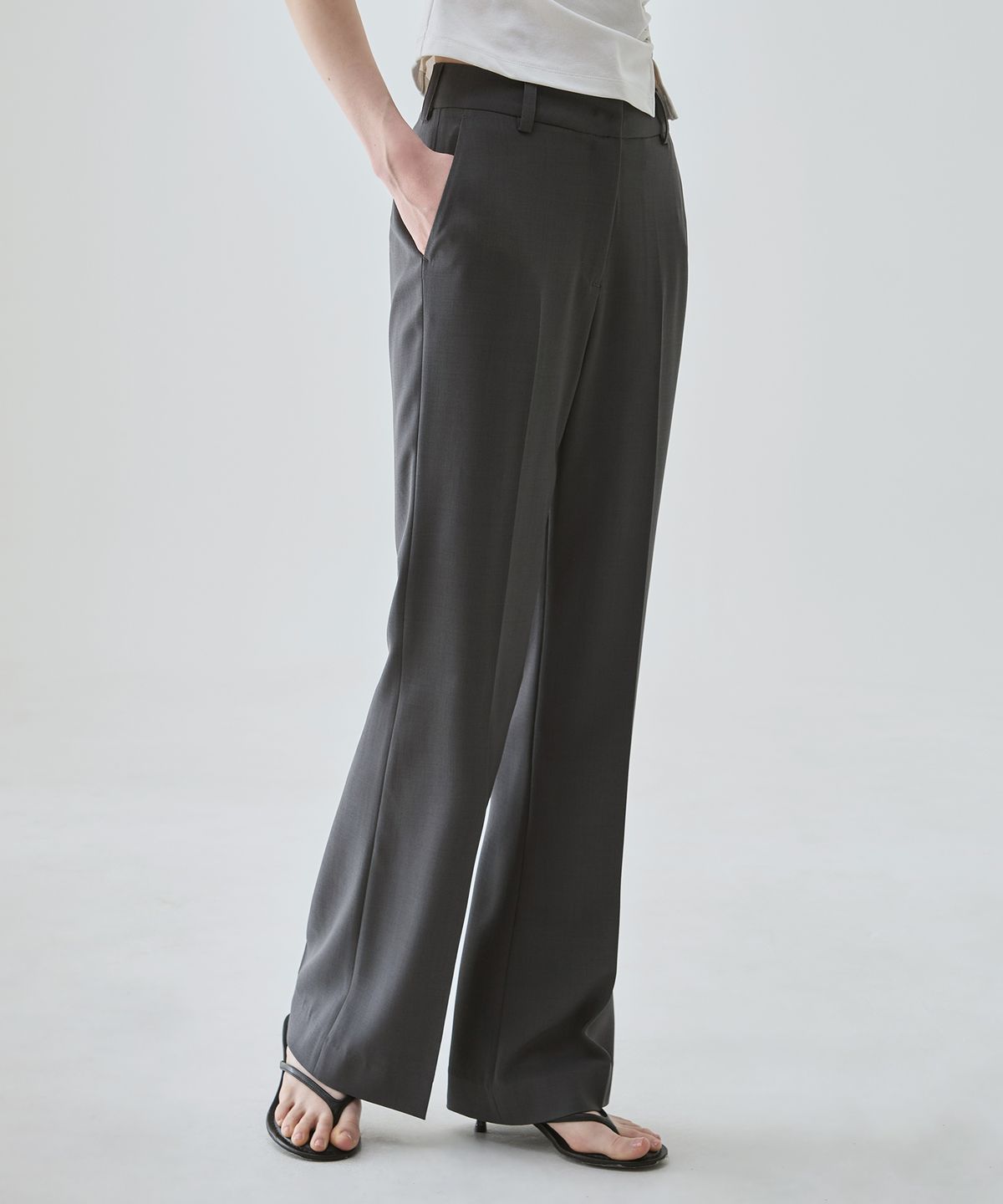 드로우핏 우먼(DRAWFIT WOMEN) 썸머 슬림 부츠컷 슬랙스 [BEIGE]