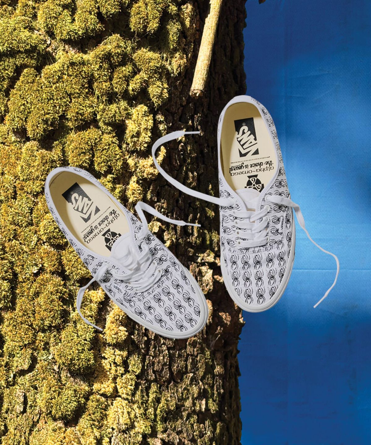 반스(VANS) [Ed DavisXVANS] 프리미엄 어센틱 44 LX - 트루 화이트:블랙 / VN000EAKTWB1