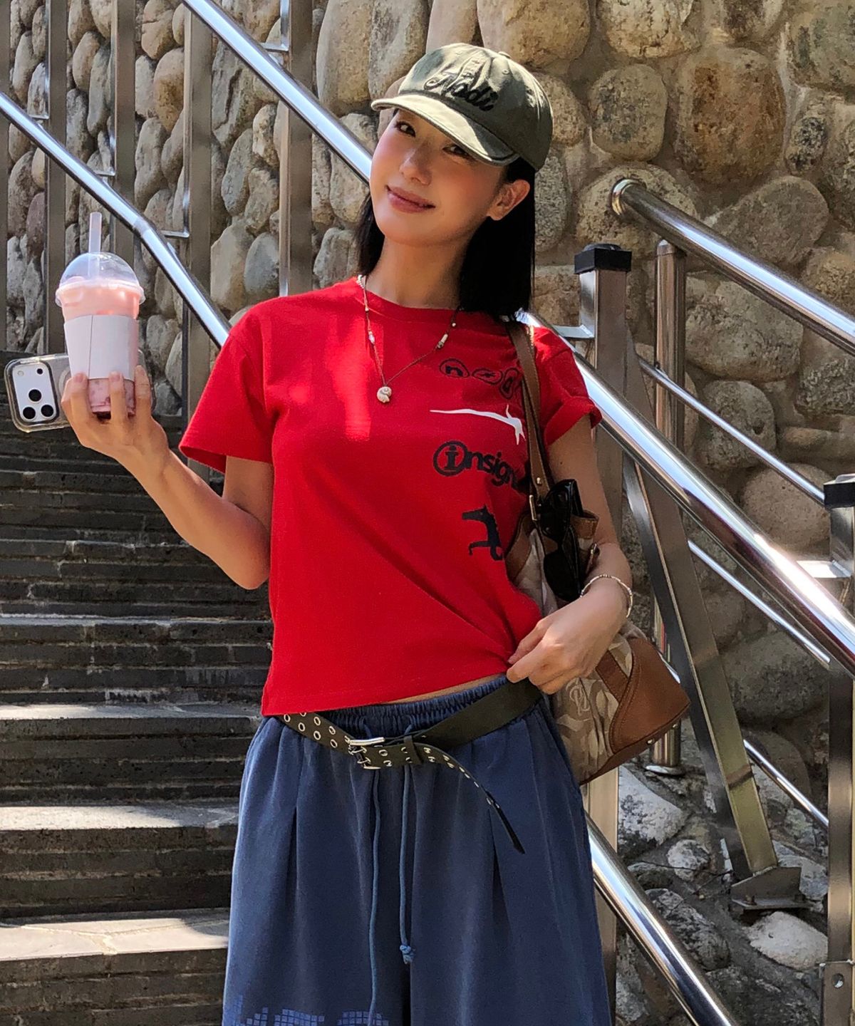 노디(NODI) Signal Star Horse crop Tee red