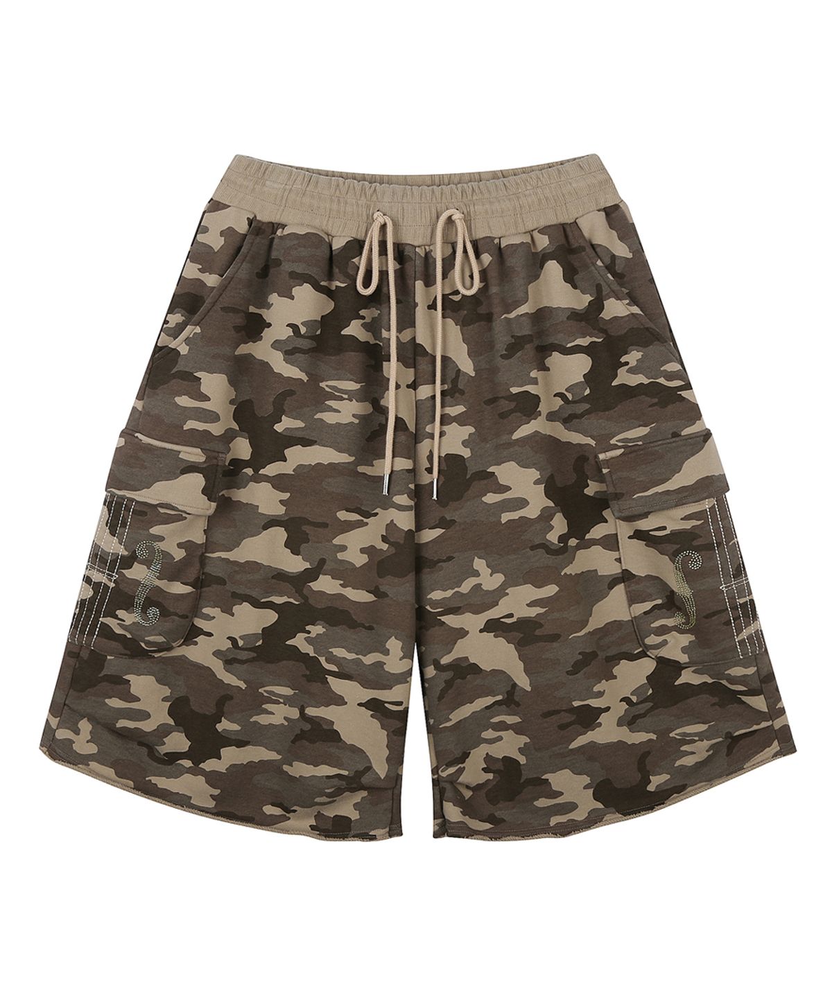 러브이즈트루(LUVISTRUE) SY BERMUDA SHORTS(CAMO)