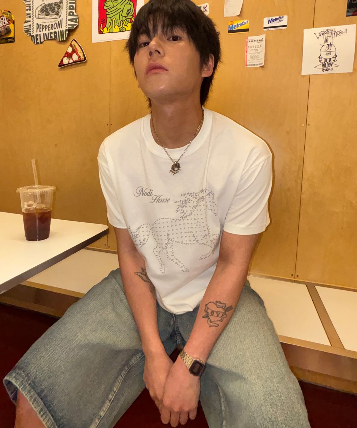 노디(NODI) Flow Arrow Horse crop Tee sky blue