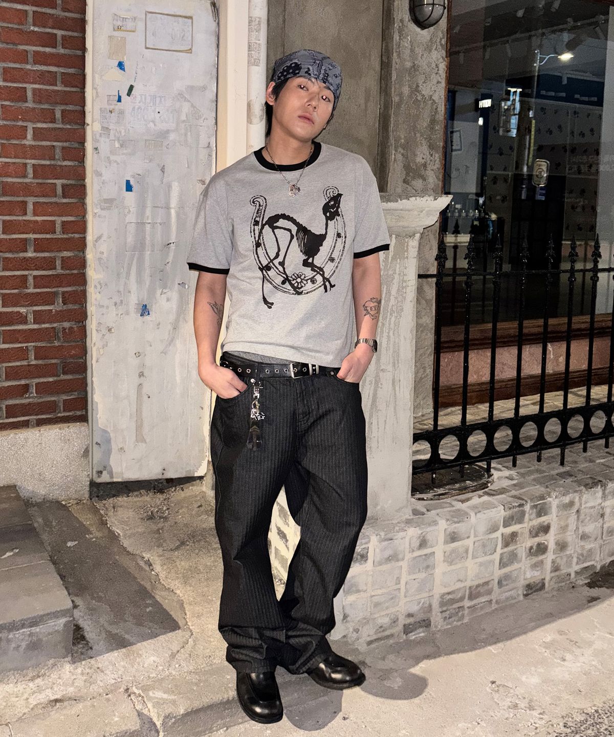 노디(NODI) Lucky Dead Horse Ringer crop Tee wine red