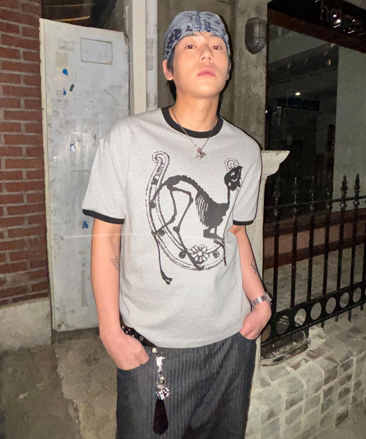 노디(NODI) Lucky Dead Horse Ringer crop Tee wine red