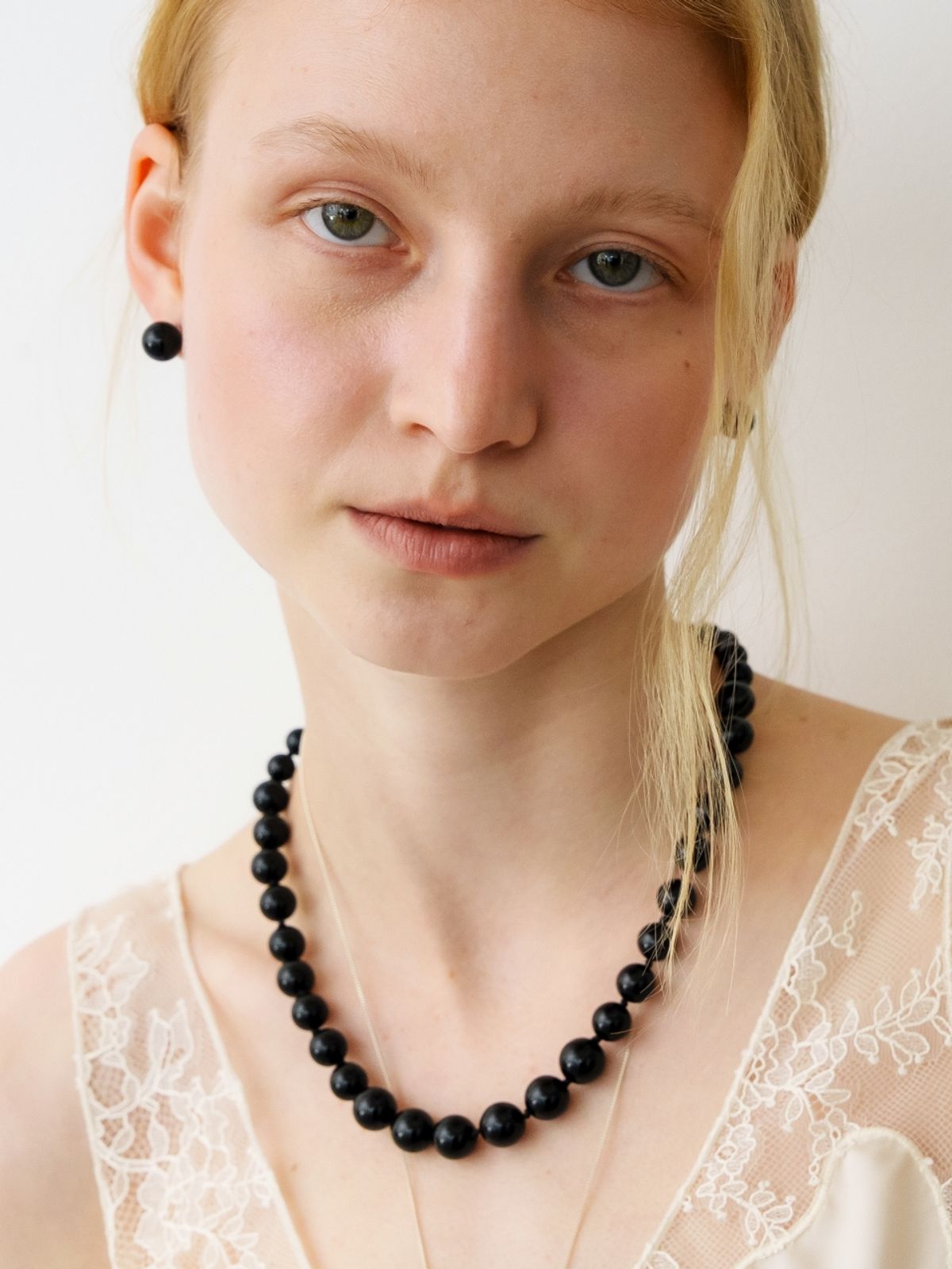 러브미몬스터(LOVE ME MONSTER) Big Wish Onyx Necklace (L261MNK010)
