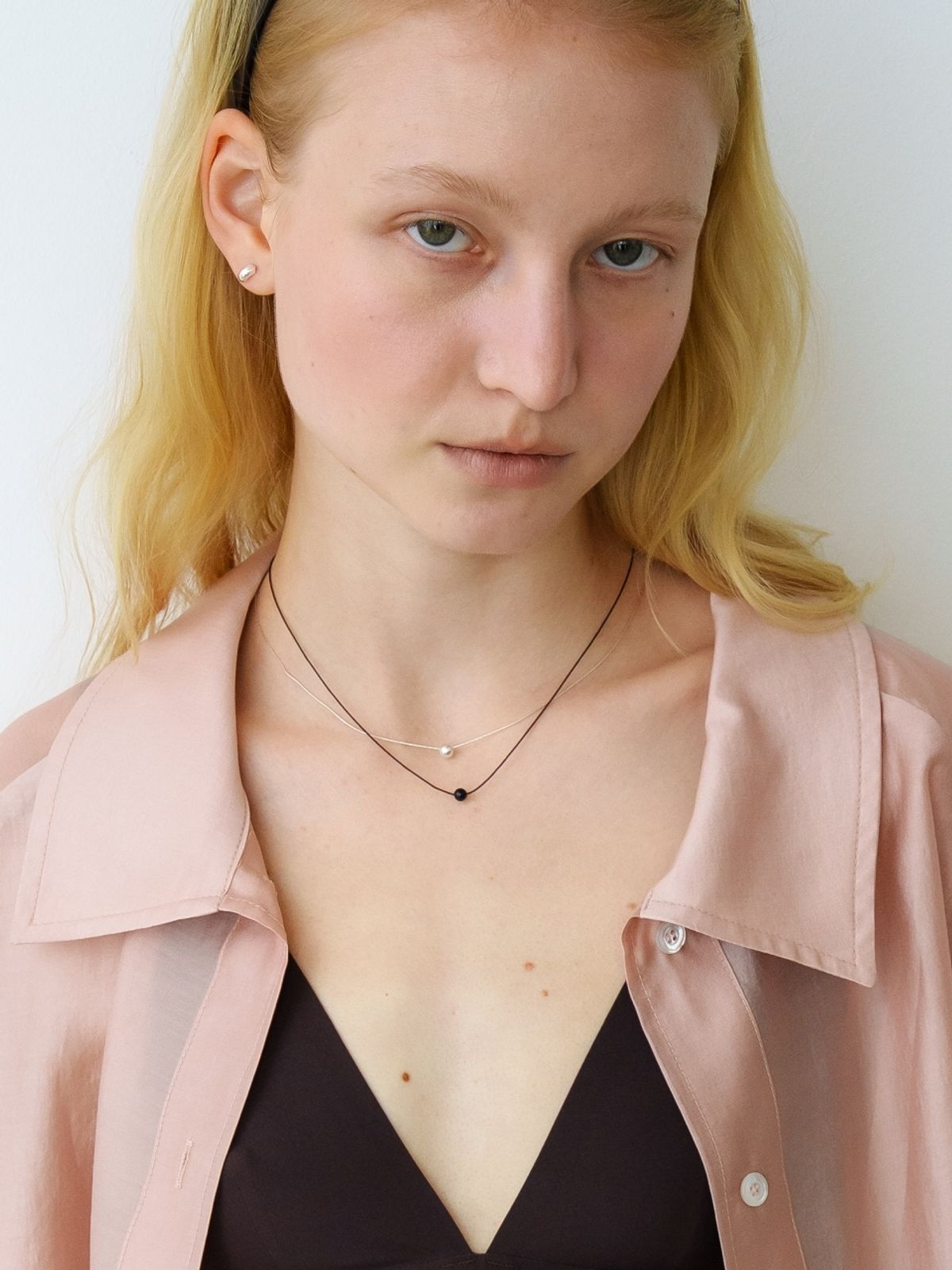 러브미몬스터(LOVE ME MONSTER) Tiny Gem Strap Necklace_2COL (L261MNK050)
